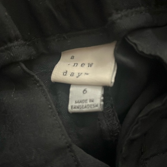Women's High-Rise Straight Trousers - A New Day.  Size 6.  New without tag. - Picture 7 of 8